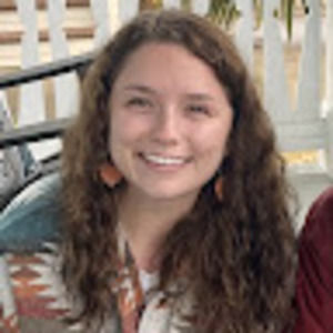 Meet your Posher, Amelia